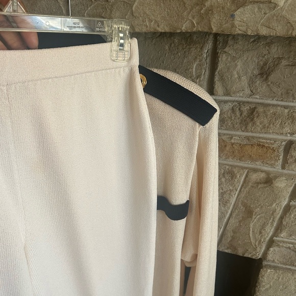 St. John vintage crème and black pants cardigan set large - Picture 5 of 11